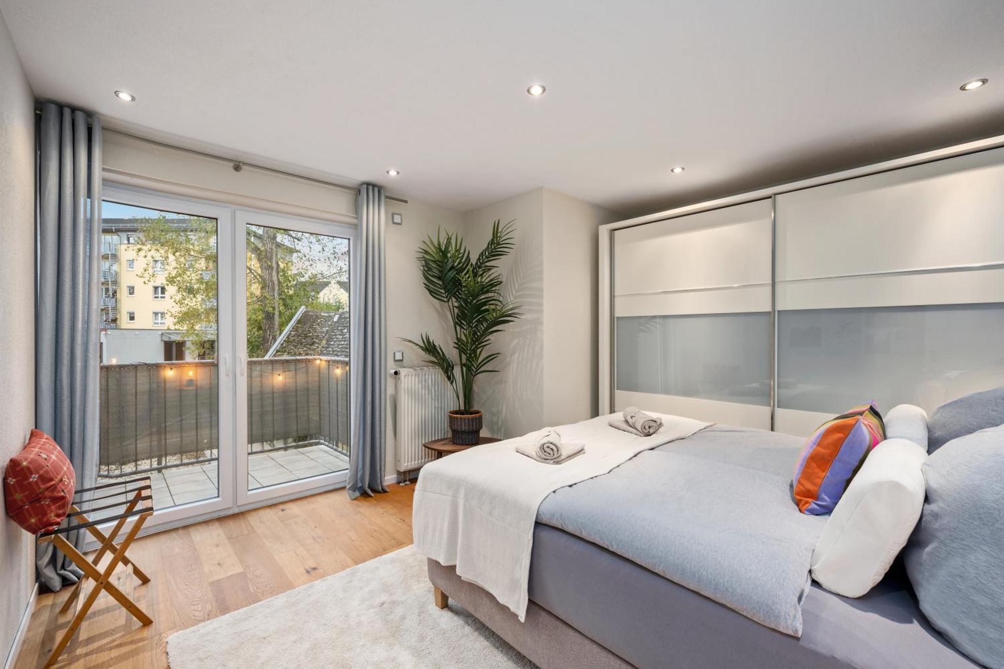 Edler Wohnraum Schwanenteich-Suite Mit Balkon, Kaffeevollautomat, Lift & Parkplatz Zwickau Kültér fotó